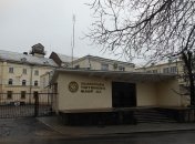 Детективи УБЕБ проводять обшуки на Винниківській тютюновій фабриці (фото)