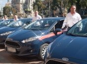 Кличко передал 100 новых автомобилей медикам Киева