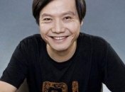 Глава Xiaomi "засветил" еще не вышедший фитнес-браслет 