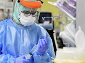 Мутации коронавируса связали с лечением заболевания плазмой