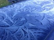 Мороз превращает автомобили в настоящие произведения искусства (Фото)