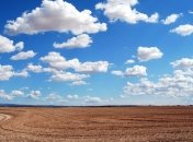 Депутаты Ивано-Франковского облсовета требуют продлить мораторий на продажу земли