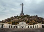 Останки диктатора Франко перезахоронят