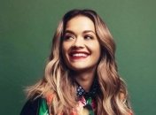 Вдохновила мама: Рита Ора стала волонтером