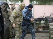 В Крыму суд оккупантов оставил под стражей еще 3 украинских моряков