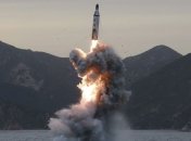 Япония грозится сбить запущенные на Гуам ракеты КНДР