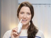 Создана "умная" зубная щетка со встроенной камерой