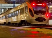 В поезде Рахов-Харьков нашли набитый долларами чемодан