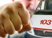 В Украине нападают на медработников