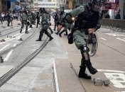 В Гонконге солдаты Китая начали уборку последствий протестов