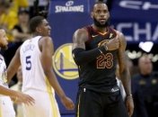 ЛеБрон установил личный рекорд по набранным очкам в плей-офф