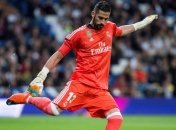 Реал в ближайшее время планирует избавиться от конкурента Лунина