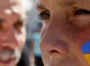 Каждая 5-я женщина готова защищать Украину с оружием