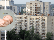 Женщина выбросила младенца в окно