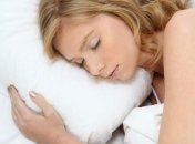 Медики объяснили влияние сна на процесс похудения