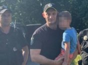 Искали 14 часов: в Киеве 5-летний мальчик пропал, катаясь на самокате (фото)