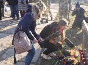 В Краматорске возле памятника жертвам голодомора прошел митинг-реквием