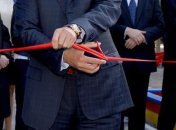 Янукович в Луганске перережет ленточку 