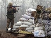 Окупанти 15 разів обстріляли позиції українських військових, є поранені