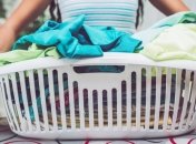 Эффективно высушить одежду поможет простой лайфхак