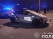 Ударил напарника кирпичом и угнал машину: на автомойке в Харькове случилось курьезное ЧП