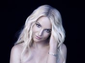 Бритни Спирс  презентовала книгу "Женщина во мне"