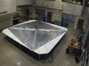 Экспериментальный спутник LightSail раскрыл солнечный парус