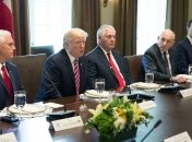 Трамп провел экстренное заседание по подготовке к урагану "Ирма"