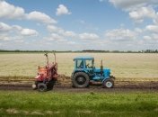 В Харьковской области трактор задавил немца 