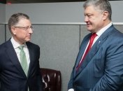 Донбасс, санкции, сотрудничество: Порошенко и Волкер провели встречу