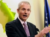 Весь мир сейчас смотрит на Украину 