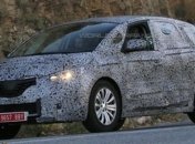 Renault Scenic заметили на тестах