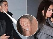 Роналду в помаде покинул ресторан на шикарном Ролс Ройсе