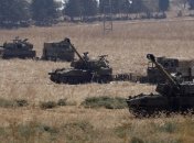 Израиль стягивает войска к границе с Ливаном