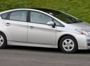Toyota рассказала о новом гибриде Prius
