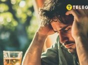 Не употребляйте алкоголь на пустой желудок (фото создано с помощью ИИ)