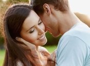 Ученые рассказали, как правильно хвалить мужчину