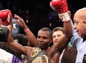 Легендарный боксер считает, что Ригондо побьет Ломаченко