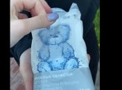 "Это что?" Россияне нашли похабные влажные салфетки в супермаркете (видео)