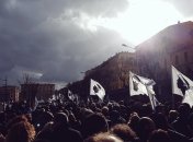 Националисты Франции вышли на митинг перед приездом Макрона