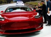 Tesla снизила стоимость Model 3