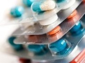 Рада разрешила закупать лекарства через международные организации