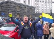 Дмитрий Булатов сегодня вечером вылетел в Европу