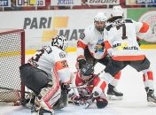 Стартовал хоккейный сезон: обзор первого тура УХЛ