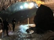 Спасение детей Таиланде: Маск привез субмарину в Кхао Лунг