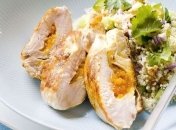 Рецепт дня: куриное филе, фаршированное курагой