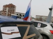 На данный момент россияне могут использовать только кириллицу в номерных знаках