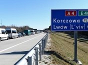 Карантин: Польшу покинули только 4% украинских заробитчан