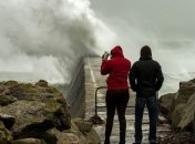 Сильнейший шторм прошелся по Франции  