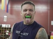 Стало известно, сколько денег затребовал Усик за отсрочку чемпионского боя с Джошуа